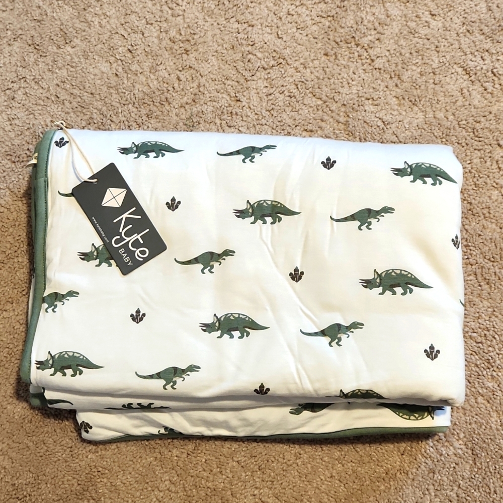 Kyte Baby Dinosaur Toddler Blanket NWT